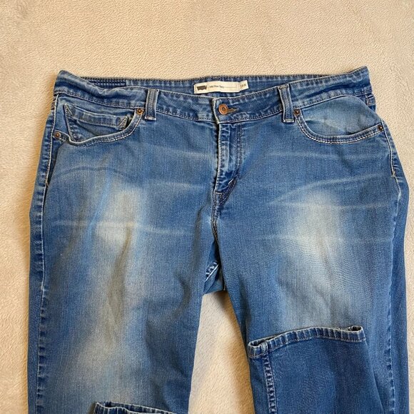 Levis Womans Jeans Size 18W 34x32 Distressed Blue Denim Comfortable Mid Rise - Picture 10 of 16